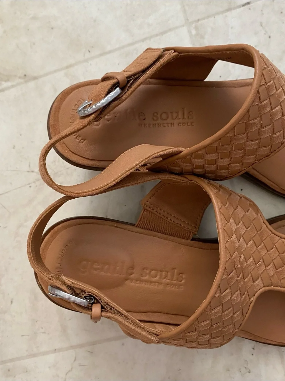$189 Gentle Souls Manda Brown Woven Leather Square Toe Block Heels Sandals Sz 9